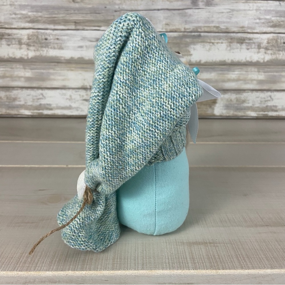 Gnome Beach Theme Aqua Flannel Sea Shells Coastal Home Decor Faux Fur Bows - Picture 10 of 11